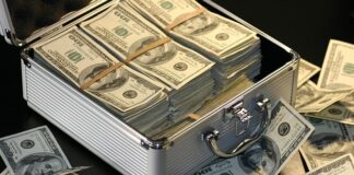 Ile zarabia programista Java?