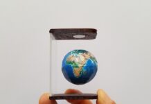 Czym się różni float od int?