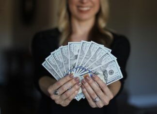 Po jakich studiach zarabia się najwięcej?